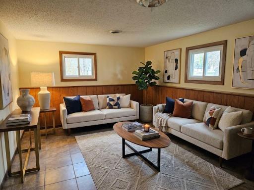 126 2nd Avenue SW, Wells, MN 56097