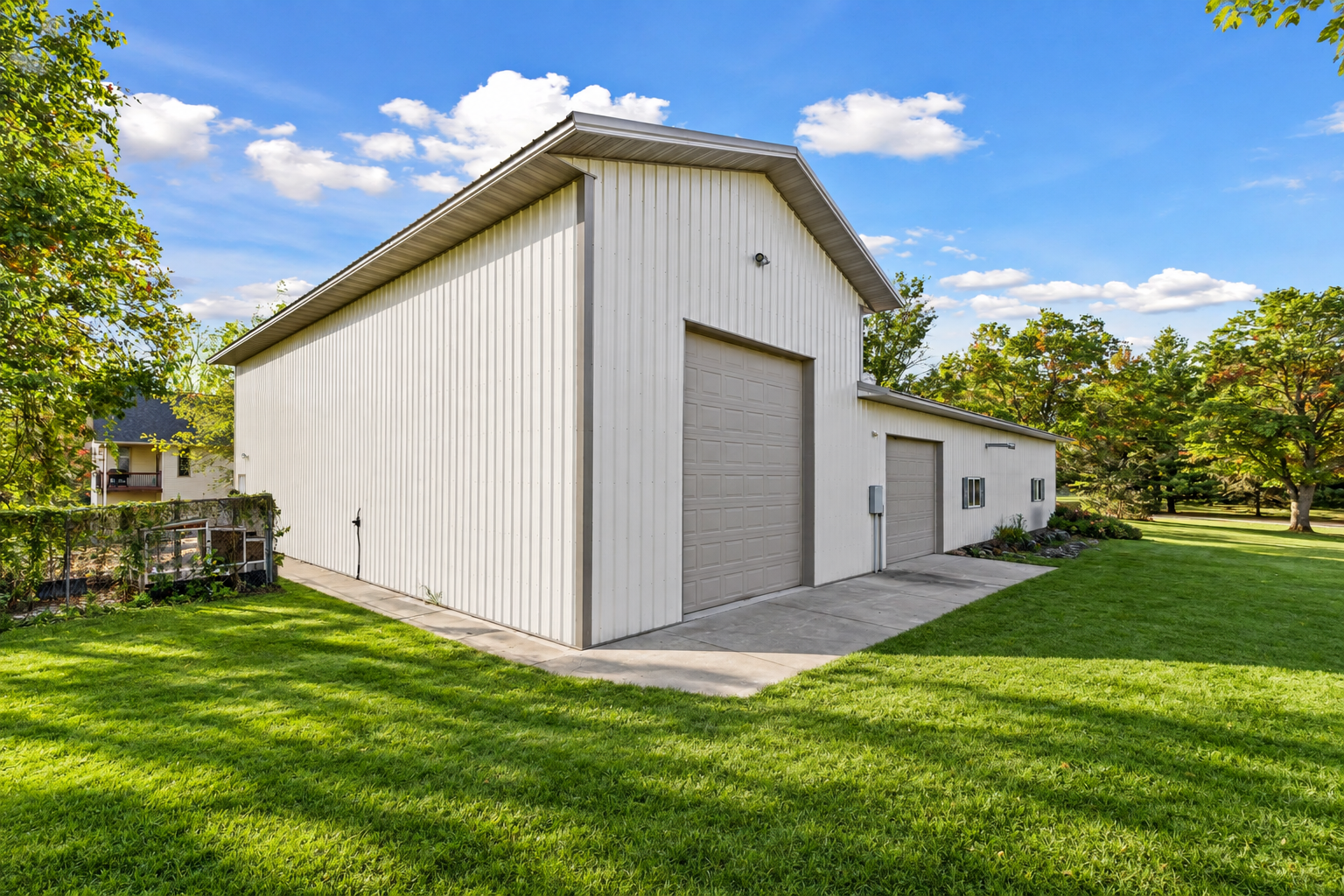 Backside of the detached shop.