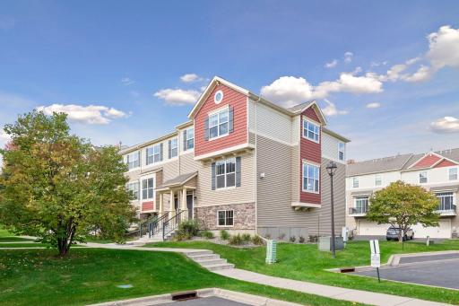 8391 Norwood Lane N, Maple Grove, MN 55369
