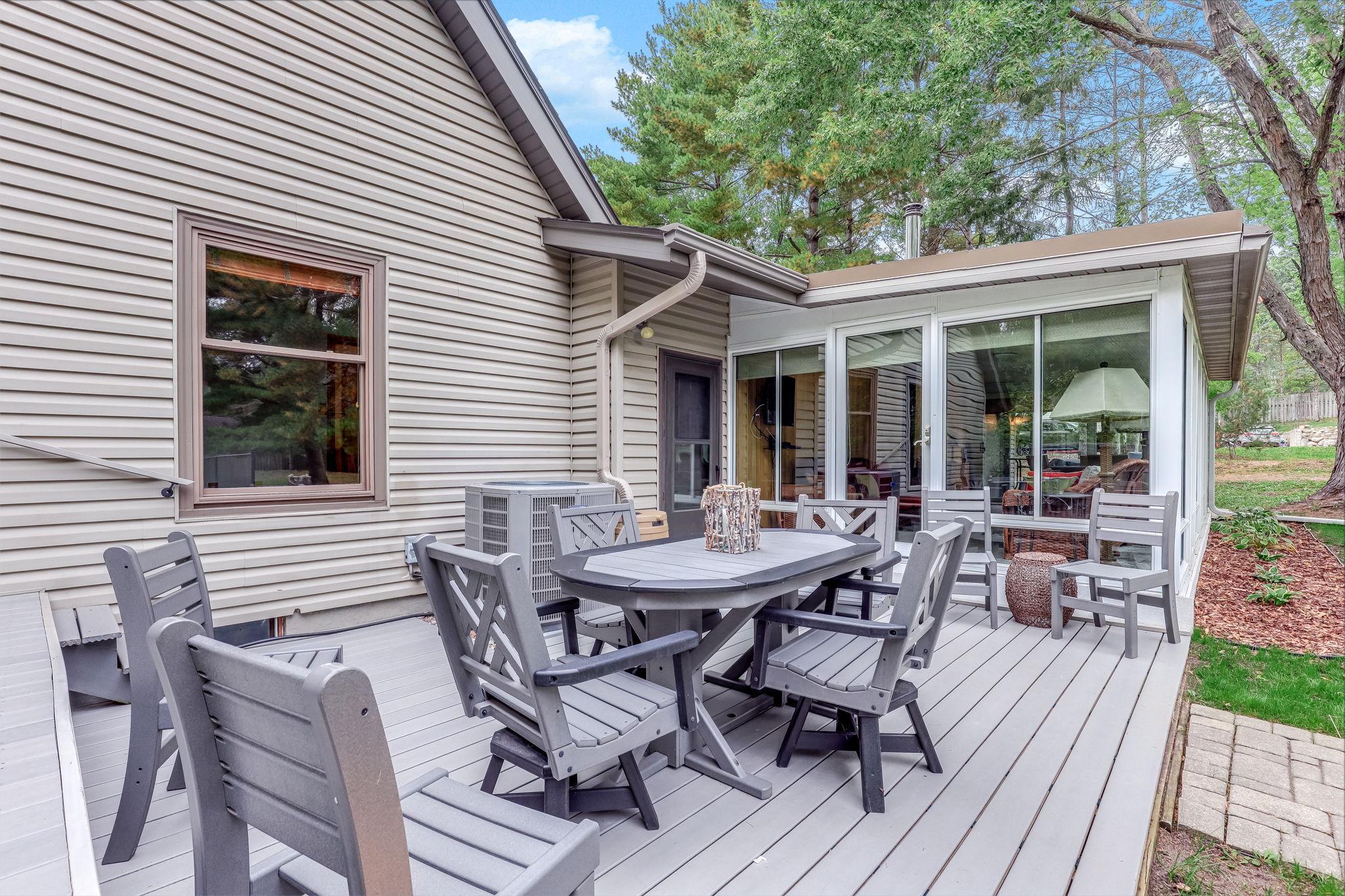 54-web-or-mls-1401-Omaha-Ave-54.jpg