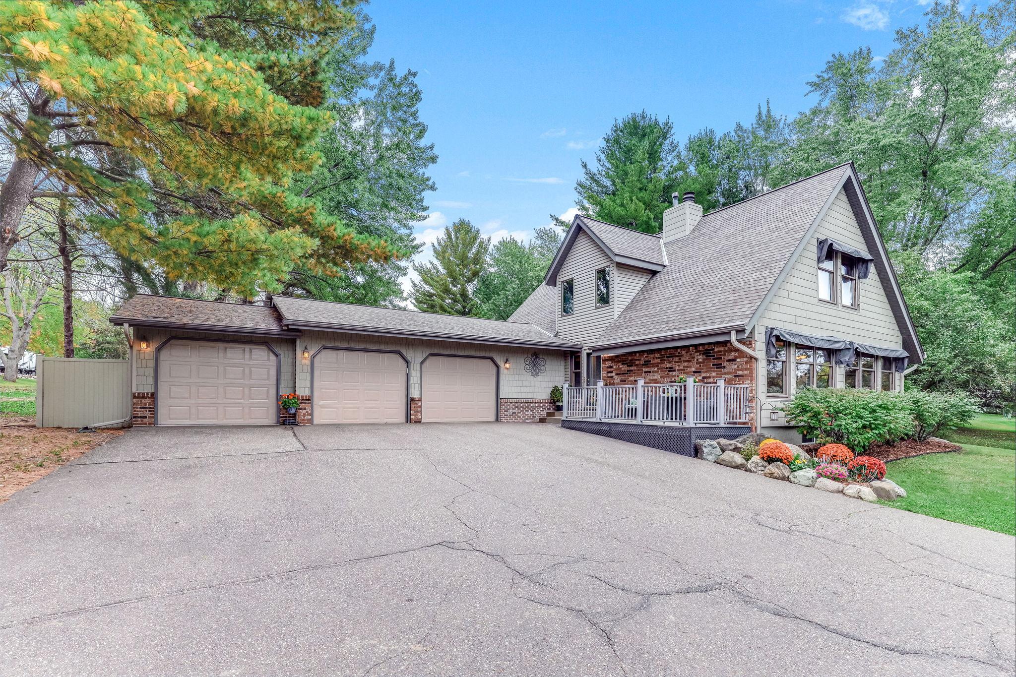 2-web-or-mls-1401-Omaha-Ave-02.jpg