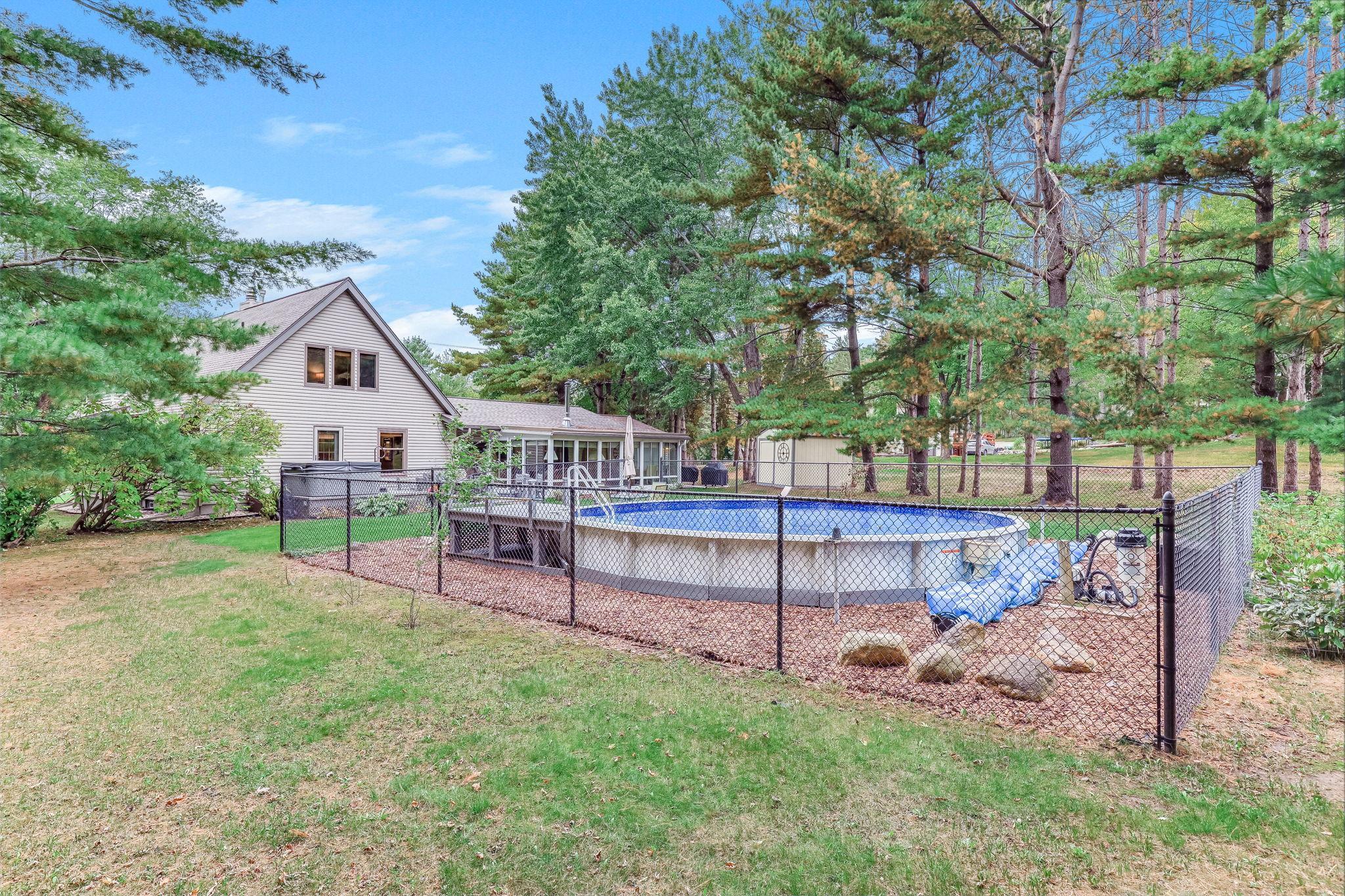 63-web-or-mls-1401-Omaha-Ave-63.jpg