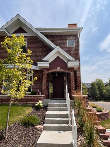 10823 Falling Water Lane, D, Woodbury, MN 55129