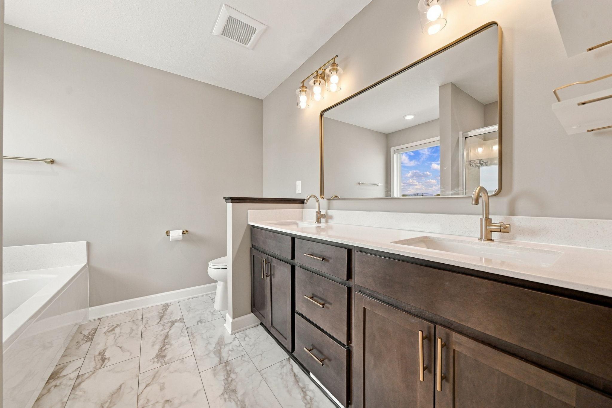 Private primary full bathroom.