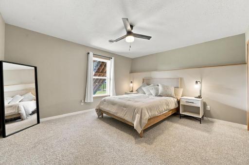 11325 Creekside Trail, Maple Grove, MN 55311