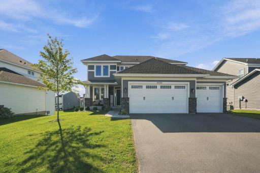 11325 Creekside Trail, Maple Grove, MN 55311