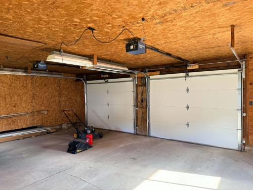 1223 S Jefferson Street, New Ulm, MN 56073