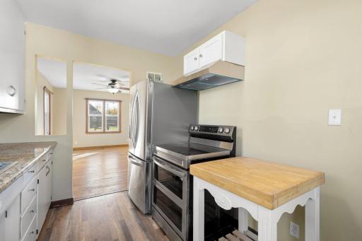 918 3rd Street SW, Waseca, MN 56093