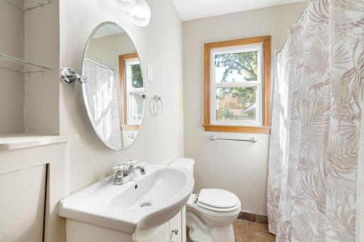 918 3rd Street SW, Waseca, MN 56093