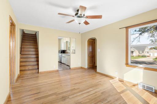 918 3rd Street SW, Waseca, MN 56093