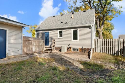 918 3rd Street SW, Waseca, MN 56093