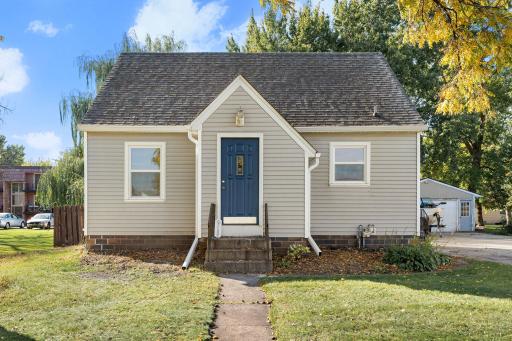 918 3rd Street SW, Waseca, MN 56093