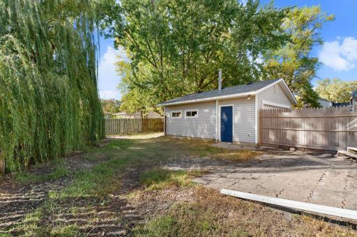 918 3rd Street SW, Waseca, MN 56093