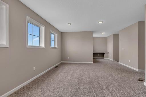 683 47th Avenue NE, Saint Cloud, MN 56304