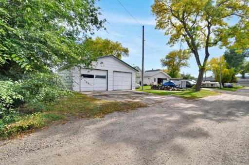 523 FRONT Street N, Barnesville, MN 56514