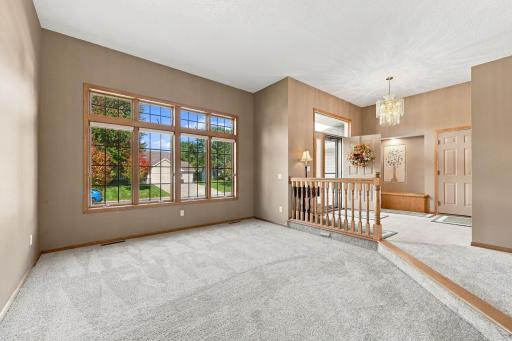 458 Coyote Trail, Lino Lakes, MN 55014