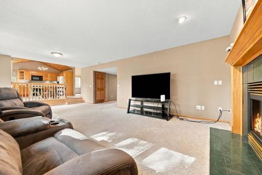 458 Coyote Trail, Lino Lakes, MN 55014