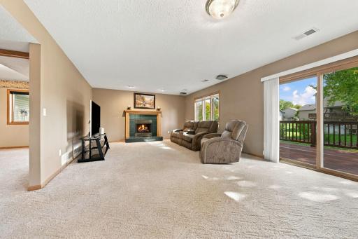 458 Coyote Trail, Lino Lakes, MN 55014