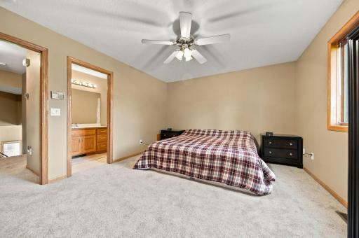 458 Coyote Trail, Lino Lakes, MN 55014