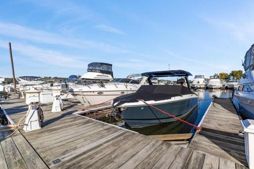 16 1st Street, EN21, Hudson, WI 54016