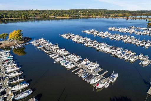 16 1st Street, EN21, Hudson, WI 54016