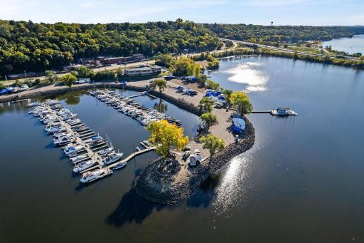 16 1st Street, EN21, Hudson, WI 54016