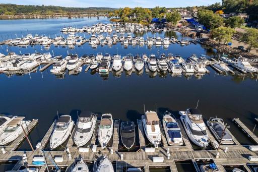 16 1st Street, EN21, Hudson, WI 54016