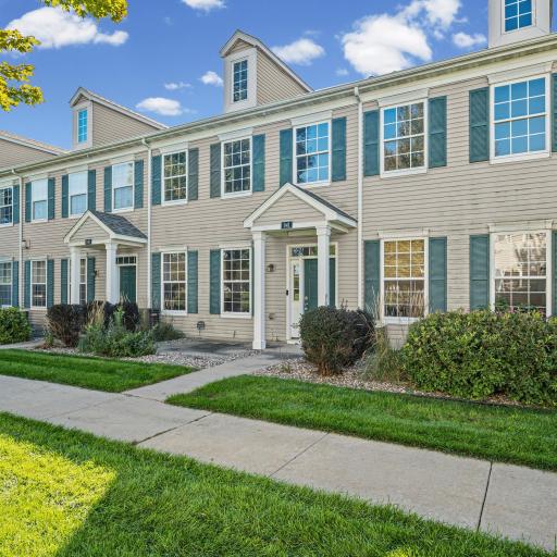 941 Newport Avenue, Shakopee, MN 55379