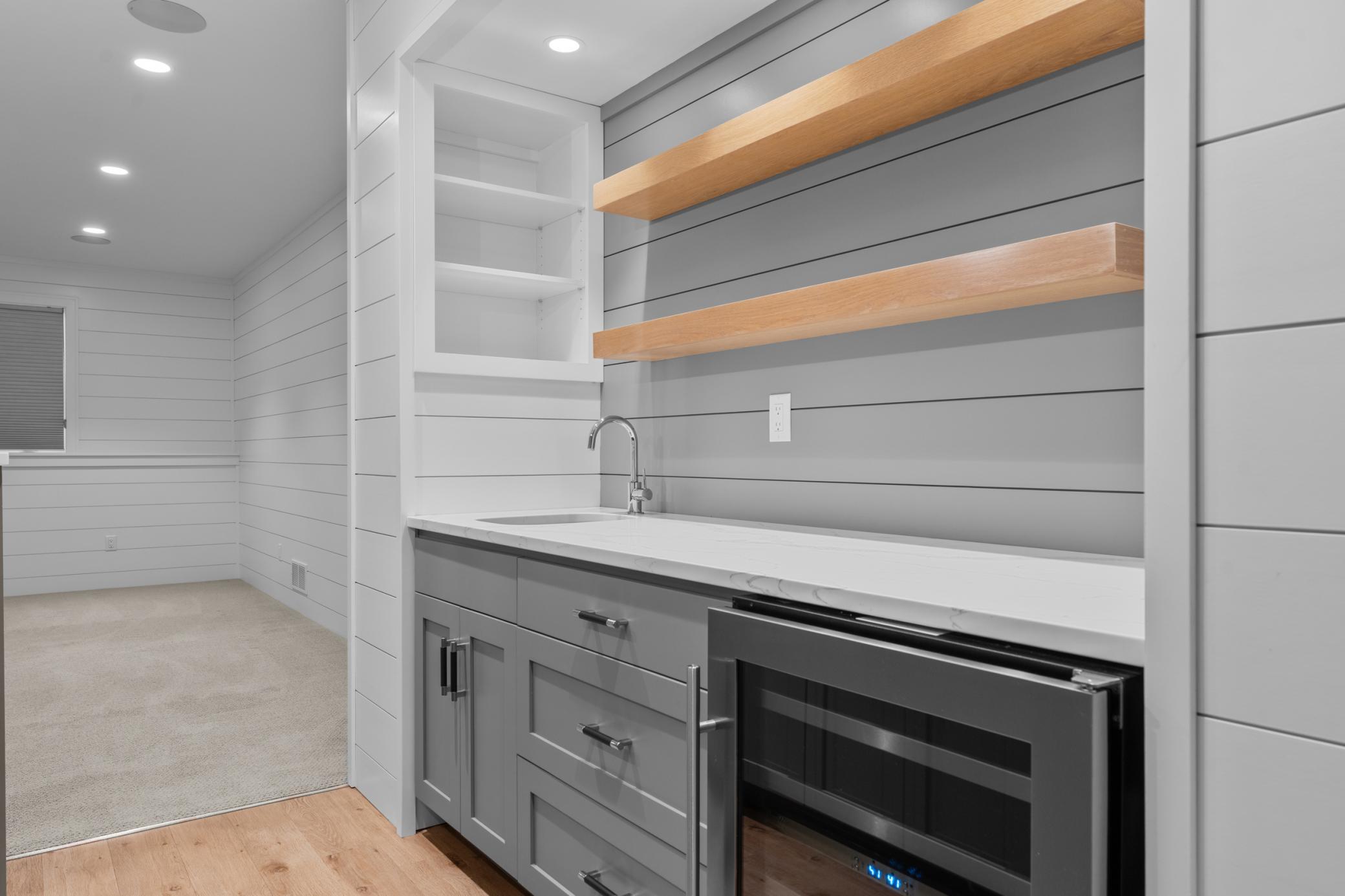 Wet Bar with Built-In Cabinetry