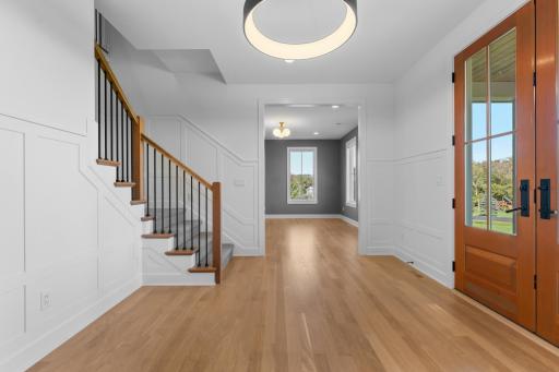 Foyer-Hardwood Floors & Sweeping Staircase