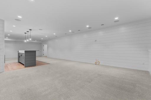1335 Hamlet Road SW, Rochester, MN 55902