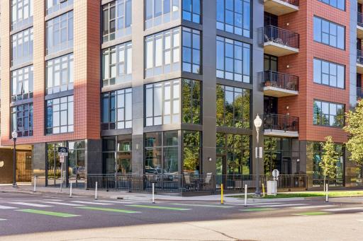 215 10th Avenue S, 102, Minneapolis, MN 55415