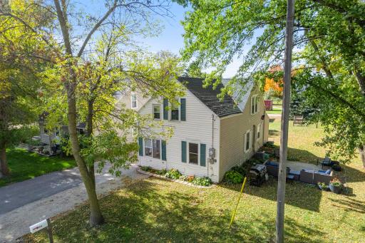 511 Ellsworth Avenue, South Haven, MN 55382