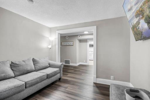 511 Ellsworth Avenue, South Haven, MN 55382