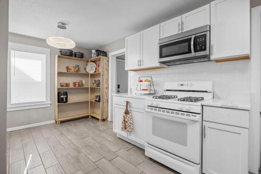 511 Ellsworth Avenue, South Haven, MN 55382
