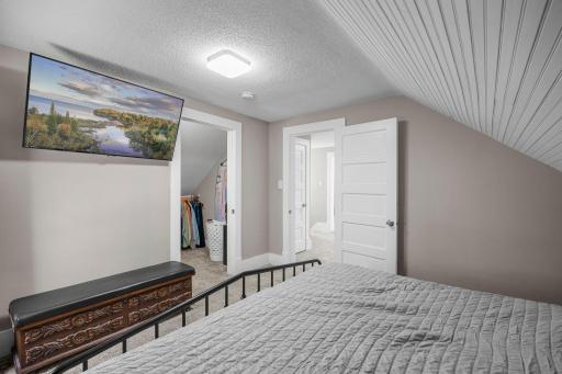 511 Ellsworth Avenue, South Haven, MN 55382