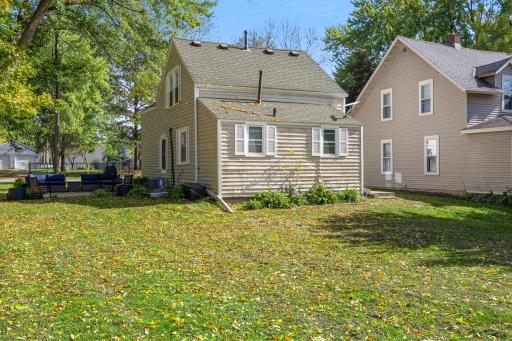 511 Ellsworth Avenue, South Haven, MN 55382