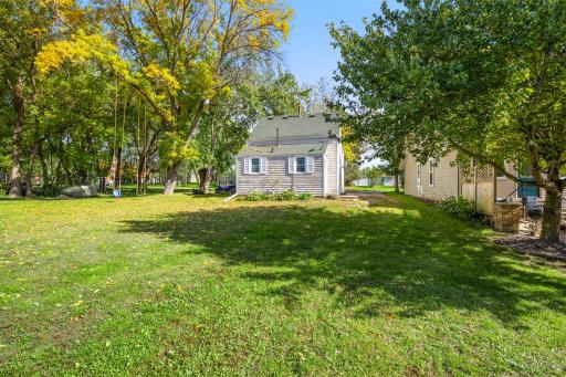 511 Ellsworth Avenue, South Haven, MN 55382