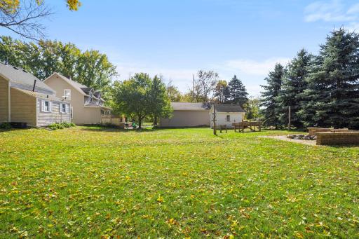 511 Ellsworth Avenue, South Haven, MN 55382