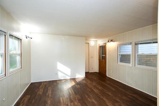 124 E Saint Paul Street, Darwin, MN 55324