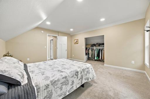 101 E Linden Street, Vergas, MN 56587