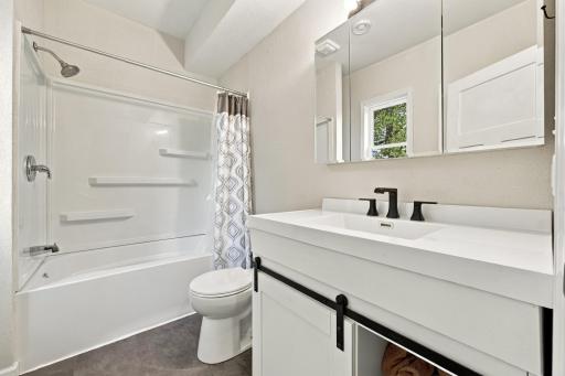 101 E Linden Street, Vergas, MN 56587