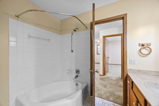 5422 Meister Road, Fridley, MN 55432