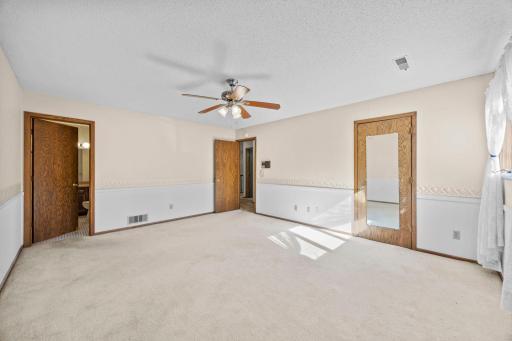 5422 Meister Road, Fridley, MN 55432