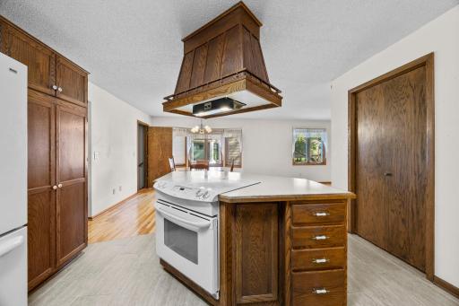 5422 Meister Road, Fridley, MN 55432