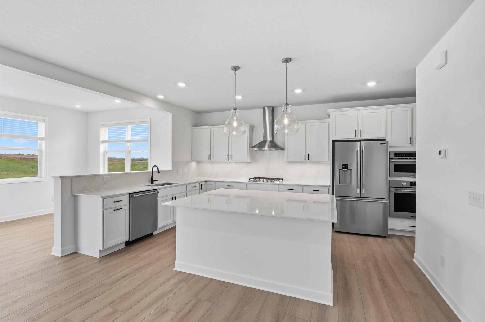 (Photo of a similar home, actual finishes may vary)