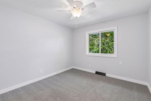 20375 Hughes Avenue W, Lakeville, MN 55044