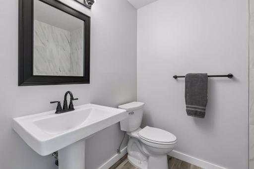 20375 Hughes Avenue W, Lakeville, MN 55044