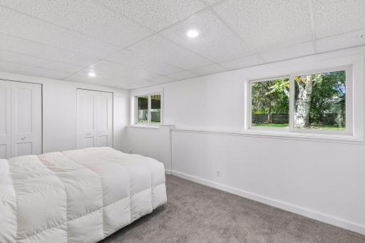 20375 Hughes Avenue W, Lakeville, MN 55044