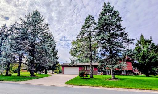 7901 Douglas Drive N, Brooklyn Park, MN 55443